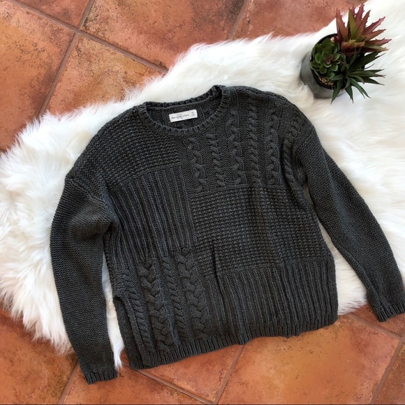 Abercrombie & Fitch Sweaters - Abercrombie Gray Chunky Boxy Knit Pullover Sweater